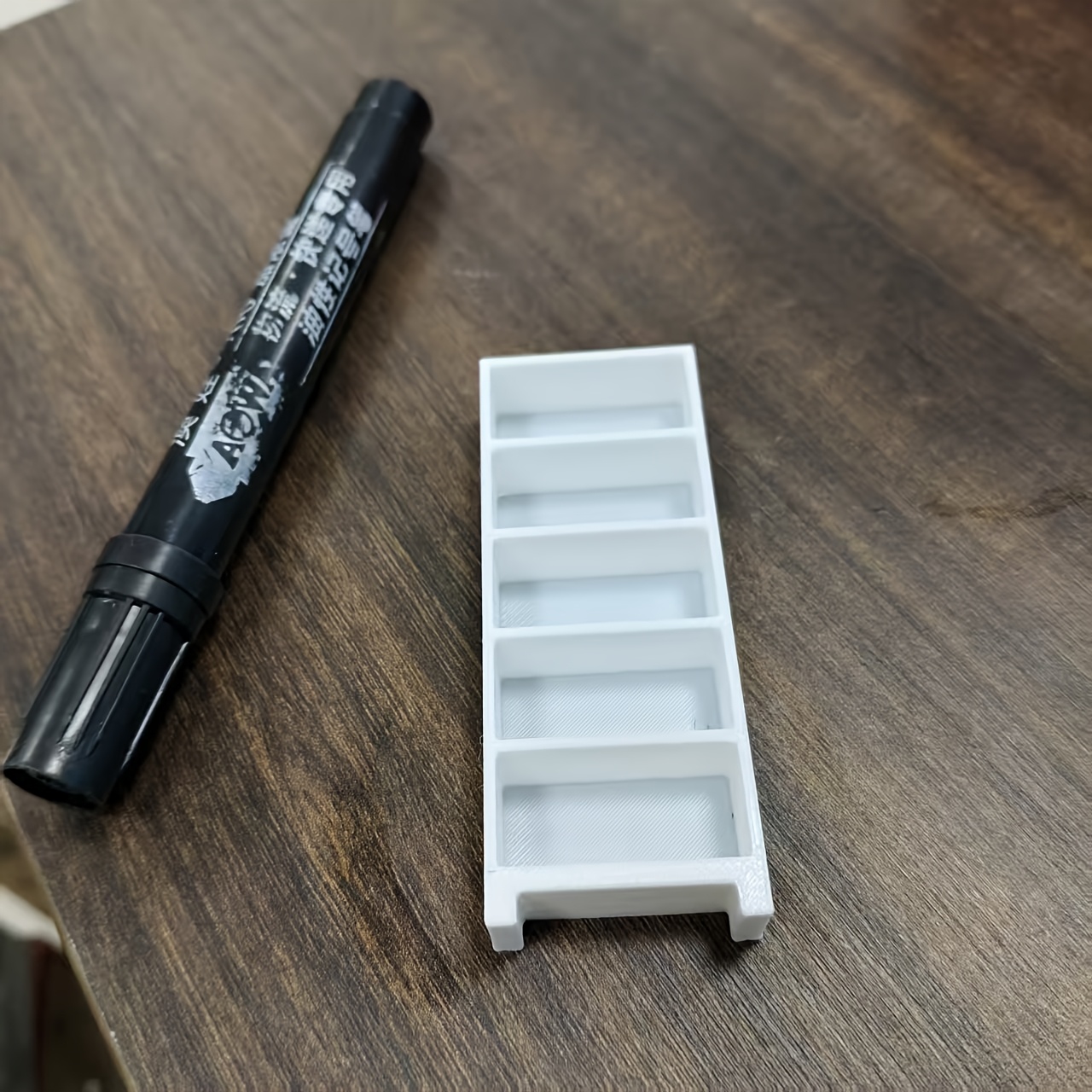 3Dプリント製ミニブックシェルフモデルオーナメント1個、5段 - 3D Printer Stand のレビューと価格